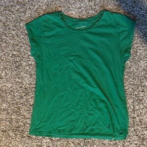 Universal Thread Women's Emerald Green Short Sleeve Tee